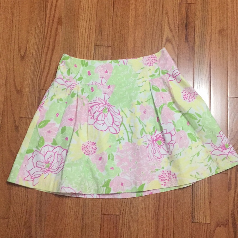 LIlly Pulitzer Floral Skirt fits Small Woman or Size 16 girl